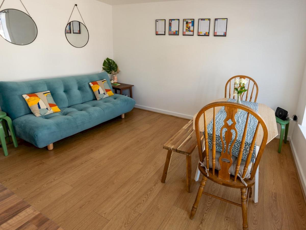 Pass The Keys Modern Stylish Apartment With Parking Bournemouth Buitenkant foto