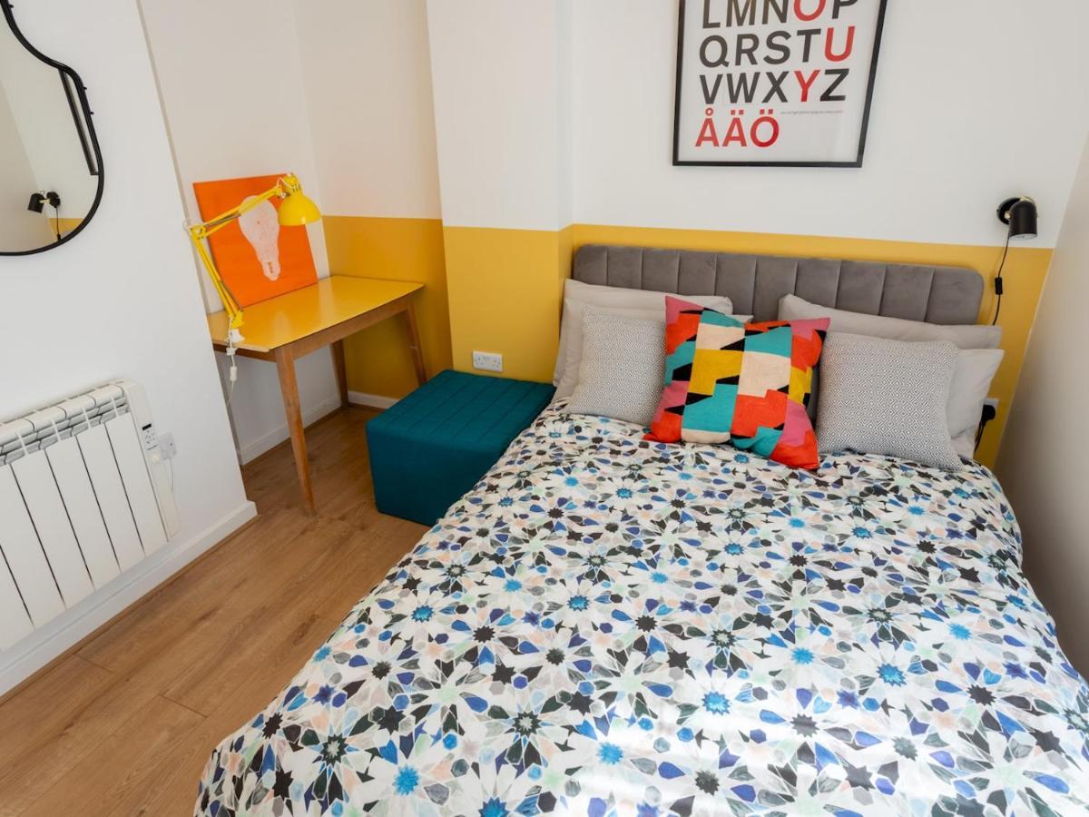 Pass The Keys Modern Stylish Apartment With Parking Bournemouth Buitenkant foto