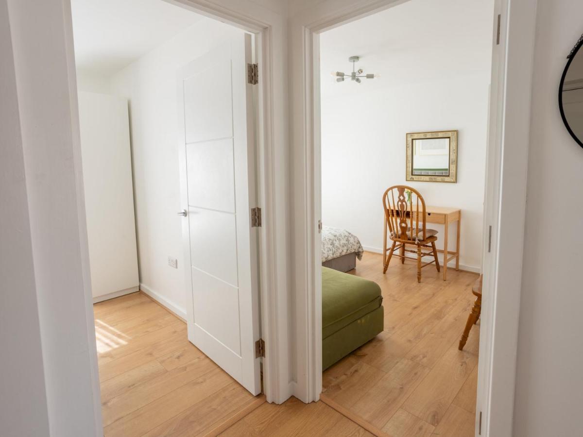 Pass The Keys Modern Stylish Apartment With Parking Bournemouth Buitenkant foto